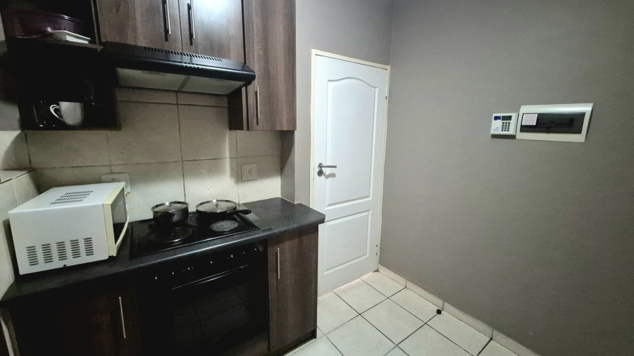 2 Bedroom Property for Sale in Van Der Hoff Park North West